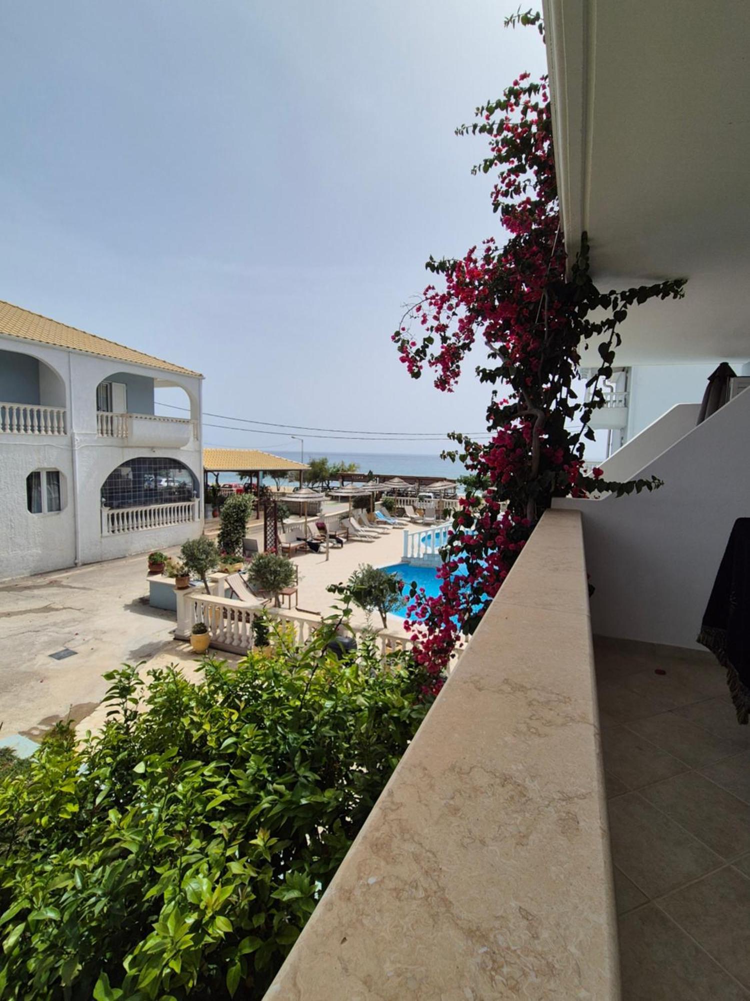 Vrachos Beach Hotel Exterior photo